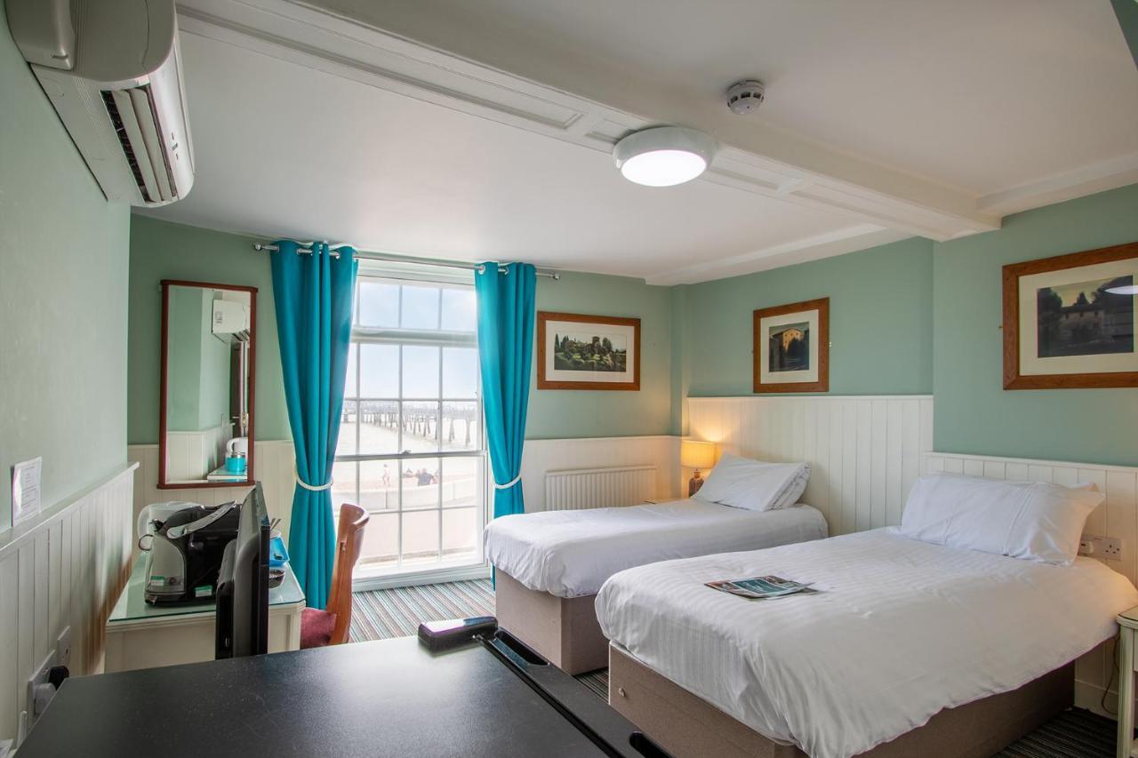 The Clarendon Hotel เดล ภายนอก รูปภาพ